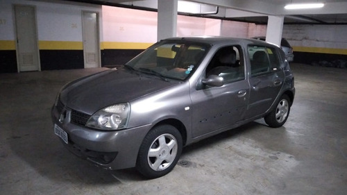 Imagem 1 de 10 de Renault Clio