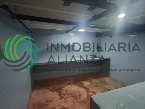 Bodega En Arriendo En La Libertad. Cod A16914