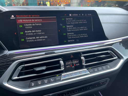 BMW X7 4.4 V8 M50I