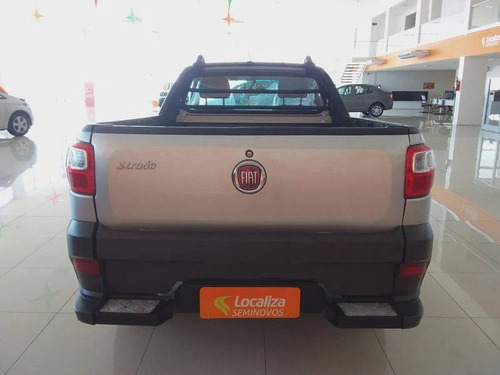Imagem 4 de 11 de Fiat Strada 1.4 Mpi Hard Working Cs 8v Flex 2p Manual