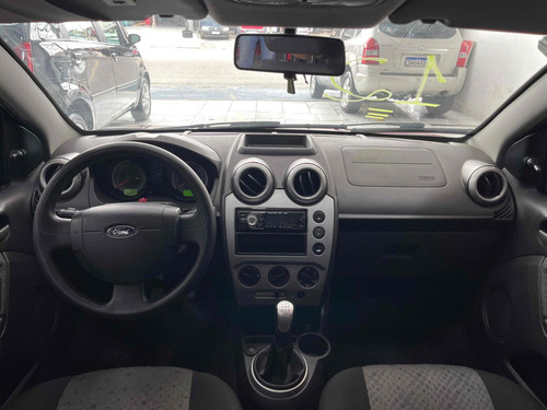 Ford Fiesta 1.6 ROCAM HATCH 8V FLEX 4P MANUAL