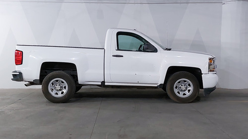 Chevrolet Silverado 1500 4.3 1500 CAB REG F V6 AT