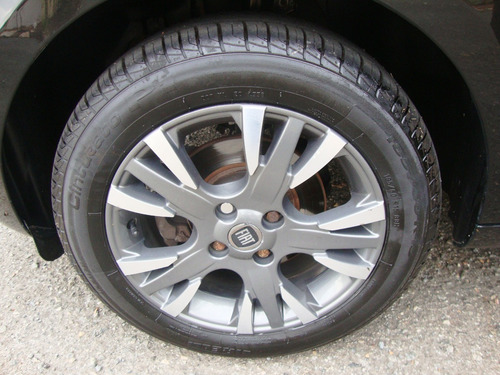 Imagem 8 de 10 de Fiat Palio Attractive 1.4 - 2014 - Completo - Veja
