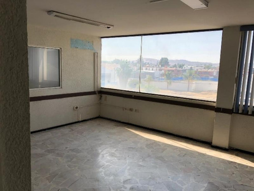 Imagen 4 de 8 de Oficina Comercial En Renta Guillermina
