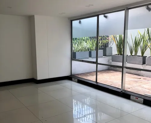Oficina En Arriendo En El Chico. Cod A1109012