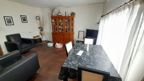 Chalet 3 Amb, Apto Uso Profesional Con Cocheras Y Excelentes Accesos!