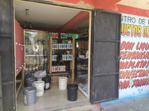 Imagen 10 de 30 de Galpón En Venta En El Centro De Barquisimeto Lara (0.4.2.4.5.9.3.7.5.4.2), Rent-a-house Centro Occidente Mls Código: 22-6763, Cuenta Con 347 Mts2, 2 Baños, Cuenta Con 4 Puestos De Estacionamientos