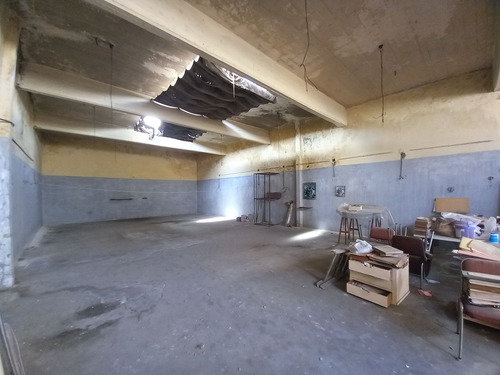 Venta Galpon Deposito Casa 5 Ambientes Mataderos