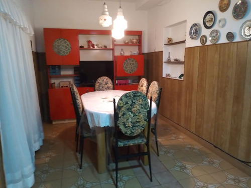 Casa 3 Ambientes En Caseros, Tres De Febrero