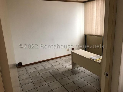 Imagen 9 de 11 de Oficina En Alquiler Los Dos Caminos 22-19769 Yg 04140307084