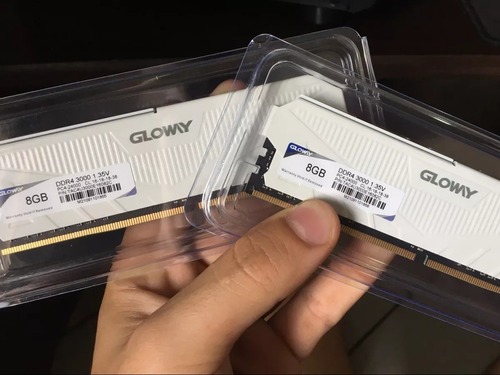 Imagem 2 de 2 de 32gb Ddr4 Gloway White 3000mhz