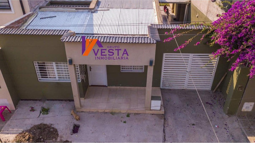Casa En Venta *grand Bourg * Las Magdalenas