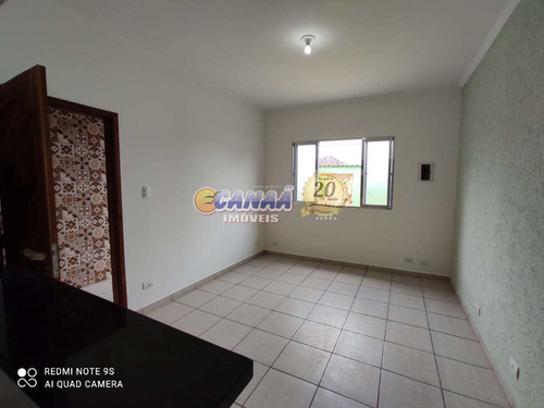 Casa Com Piscina Na Praia R$ 275 Mil . - V8194