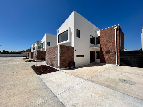 Casa En Arriendo En Condominio Townhouse, Las Rastras
