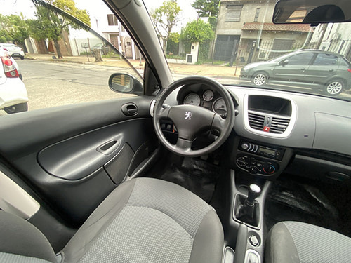 Peugeot 207 1.4 Allure 75cv
