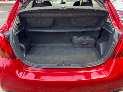 Toyota Yaris 1.5 Hb Premium L4 Man Mt