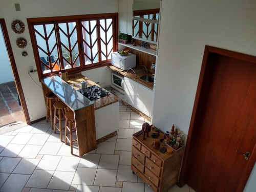 Casa À Venda Em Santinho - Ca007317