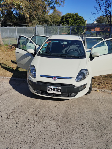 Fiat Punto 1.4 Attractive C/radio Integrada