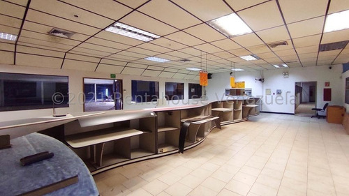 Imagen 8 de 29 de Galpones En Venta Av. Alfaragua, Santa Rita, Maracay, 22-13300 Mv
