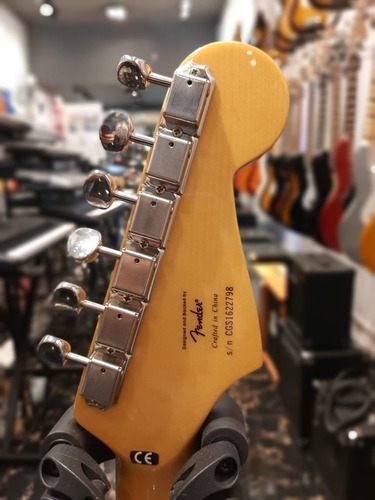Imagen 7 de 8 de Guitarra Electrica Squier Strato Classicvibe 60 Zurda Outlet