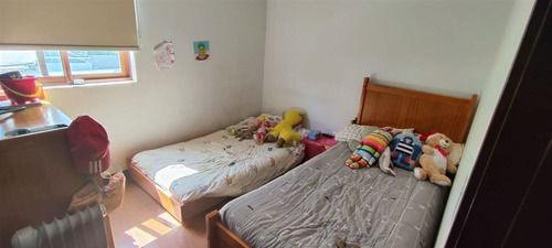 Casa En Venta De 4 Dorm. En Las Condes Apumanque J80