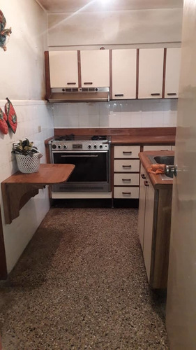 Imagen 6 de 11 de Altamira Frente Plaza Oficina /apartamento 60mts2 Altamira Cod 1890