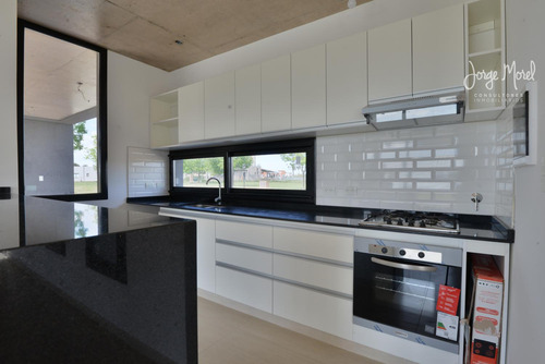 Casa Interno #0-100 - San Sebastián - Area 12 - 110m2 #id 3154