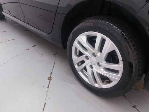 Peugeot 208 1.6 16V FLEX ACTIVE AT6