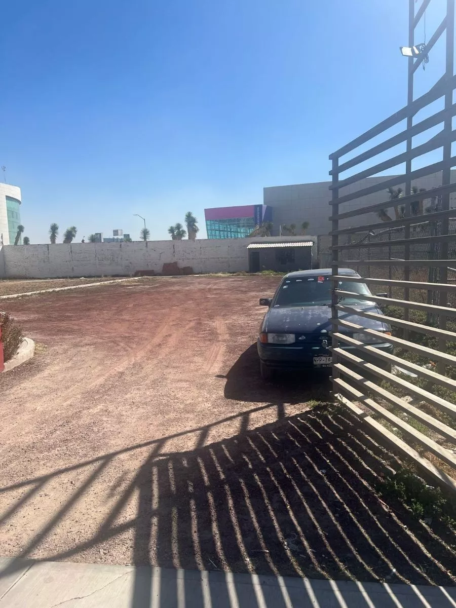 Lote En Renta Sobre Av Camino Real De La Plata