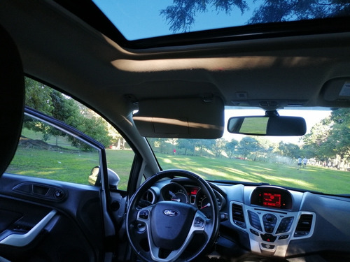 Ford Fiesta Kinetic Design 1.6 Design 120cv Titanium 2012