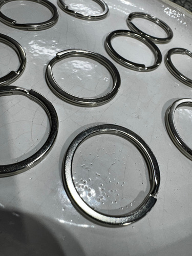 Argolla Plana 30 Mm Sin Cadena Para Llaveros X 250 Unides Color Níquel
