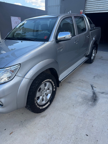 Toyota Hilux 2.7 Srv Cab. Dupla 4x2 Flex Aut. 4p