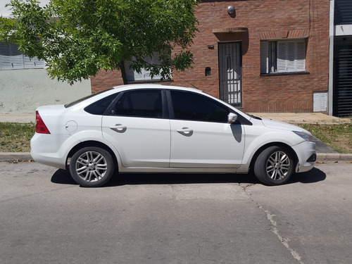 Ford Focus 2 1.8 Exe Sedan Tdci Ghia