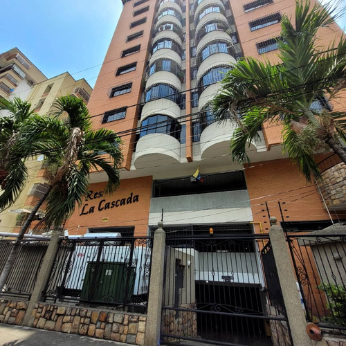 En Venta Penthouse Urb. Calicanto. Res La Cascada. Js0214