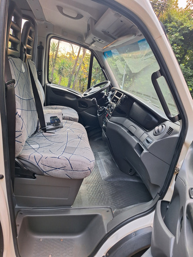 Iveco Daily 45s17 Minibus 16 Lugares
