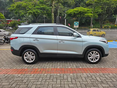 Dfsk Glory 560 1.8cc Mt 2020