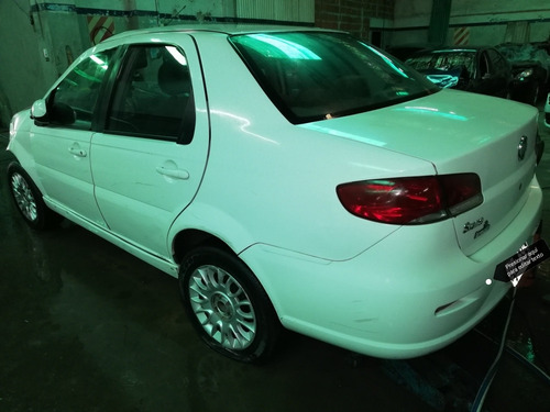 Imagen 9 de 11 de Fiat Siena 2015 Hay Que Transferir No Arranca