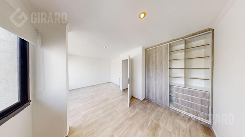 Triplex De 4 Ambientes A Estrenar En Villa Primera, Patio Y Parrila