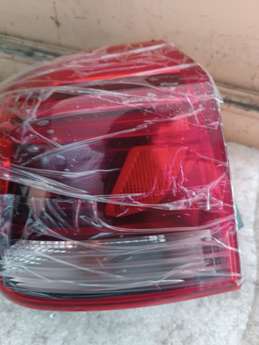 Calavera Izquierda De Rio Haschback 2018-2022 Led Izquierdo/conductor Rojo (Usado)