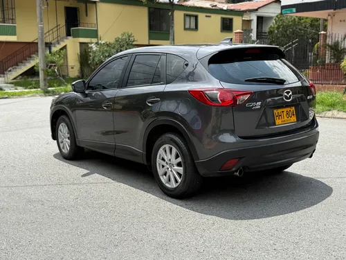 Mazda CX-5 2.0 Touring 4X4