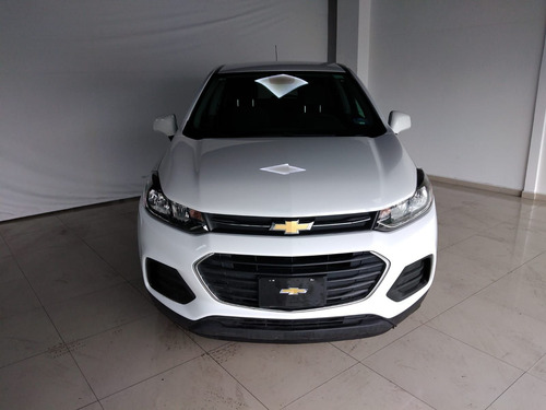 Imagen 2 de 13 de Chevrolet Trax 2019 1.8 Ls Mt