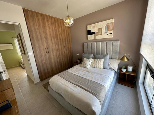 Casas En Venta En La Meseta, 3 Recamaras, 1.5 Baños, 2 Estacionamientos, Alberca