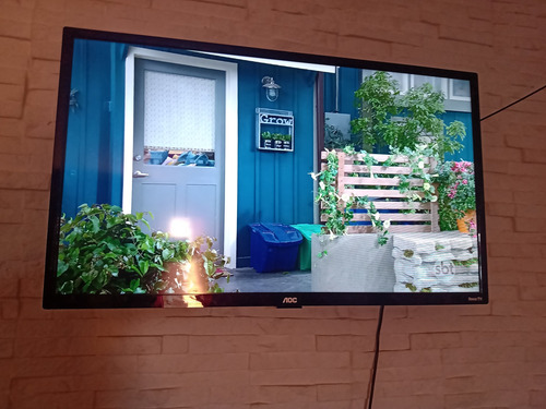 Imagem 2 de 3 de Tv Aoc Ruku Tv