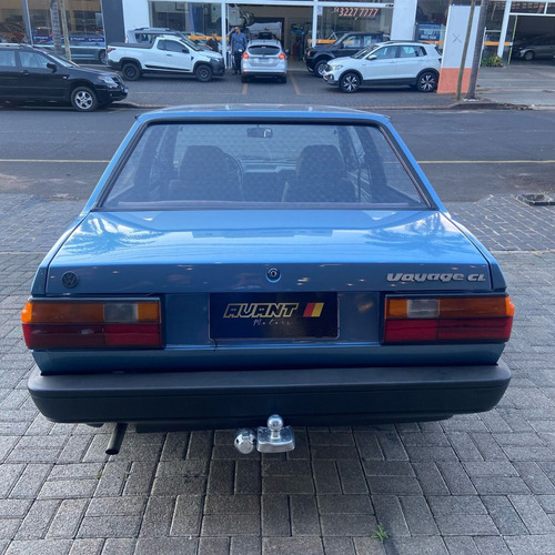 Volkswagen Voyage 1.6 Cl 8v Gasolina 2p Manual