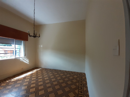 Se Vende Casa De 3 Dormitorios