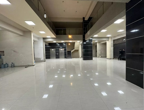 Local En Venta Obra Gris 44.43 Mts2 Torre Santa Fe Av. 19 De Abril. 002jsc