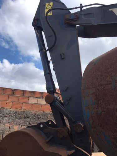 Imagem 1 de 7 de Escavadeira Volvo Ec 240 Lc
