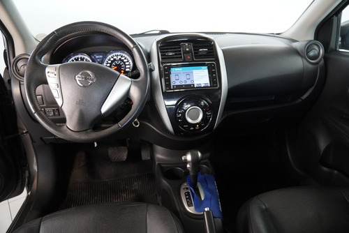 Nissan Versa 1.6 16V FLEXSTART SL 4P XTRONIC