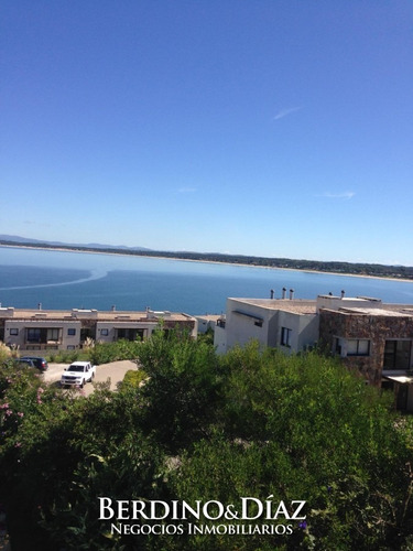 Importante Residencia Con La Mejor Vista De Punta Ballena- Ref: 462