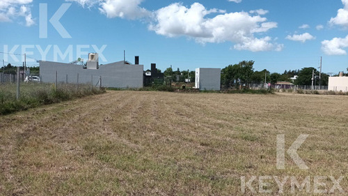 Terreno En Venta,13 Bis E/ 662 Y 663, Villa Garibaldi